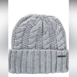NWT Cable Knit winter hat warm
Outdoor Micheal Kors Beanie Gray